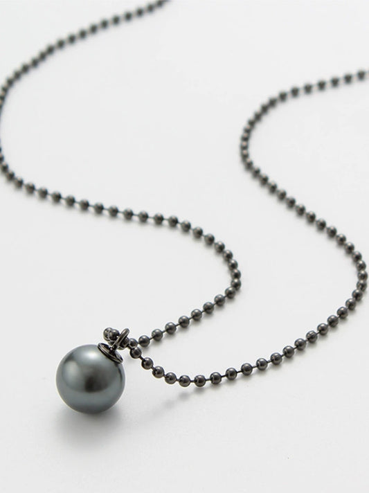 Elegance in a Drop Black Pearl Pendant Necklace