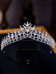 Nordic Minimalist White Crown Hook - Stylish Doorway Storage Reinvented 7# Tiara