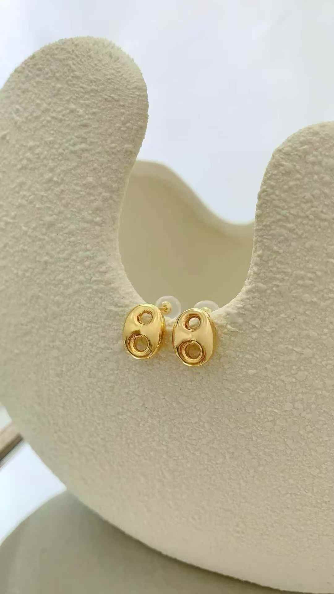 "Boar Snout Design" Stud Earrings 18K Gold Collection Modern Minimalist Luxury